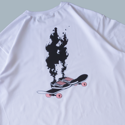 Camiseta Oversize - Skater on Fire