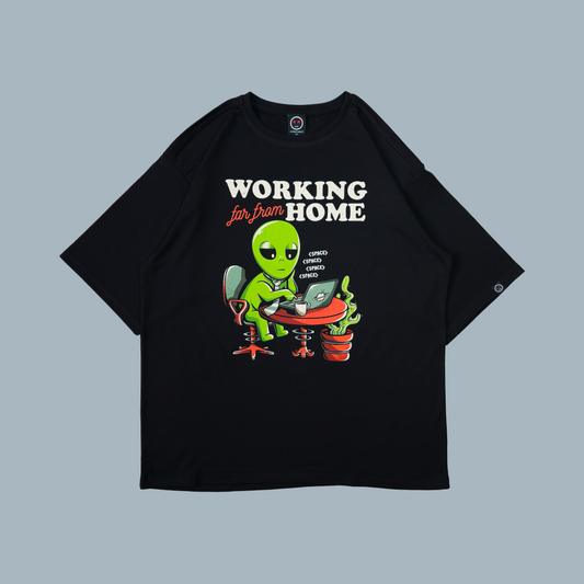 Camiseta Oversize - Working Far From Home