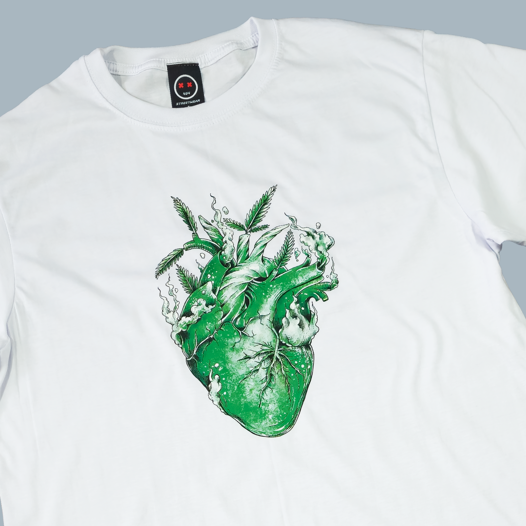 Camiseta Regular - Green Heart
